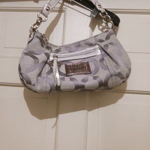 Coach light gray/silver small bag Poppy collection New